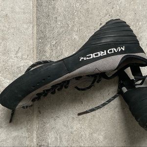 Mad Rock Science Friction Rock climbing shoes